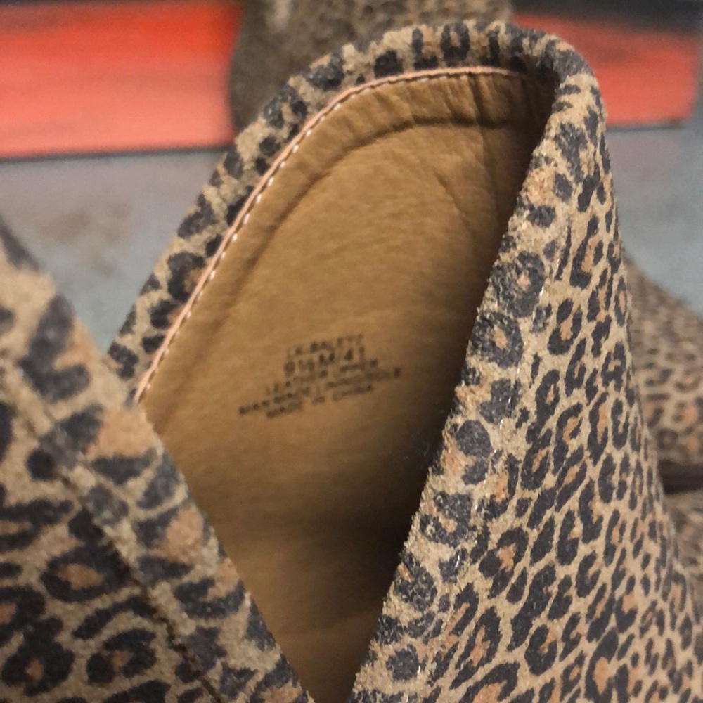 Lucky Brand Baley2 Booties Suede Leopard Size 9.5M - Picture 11 of 16